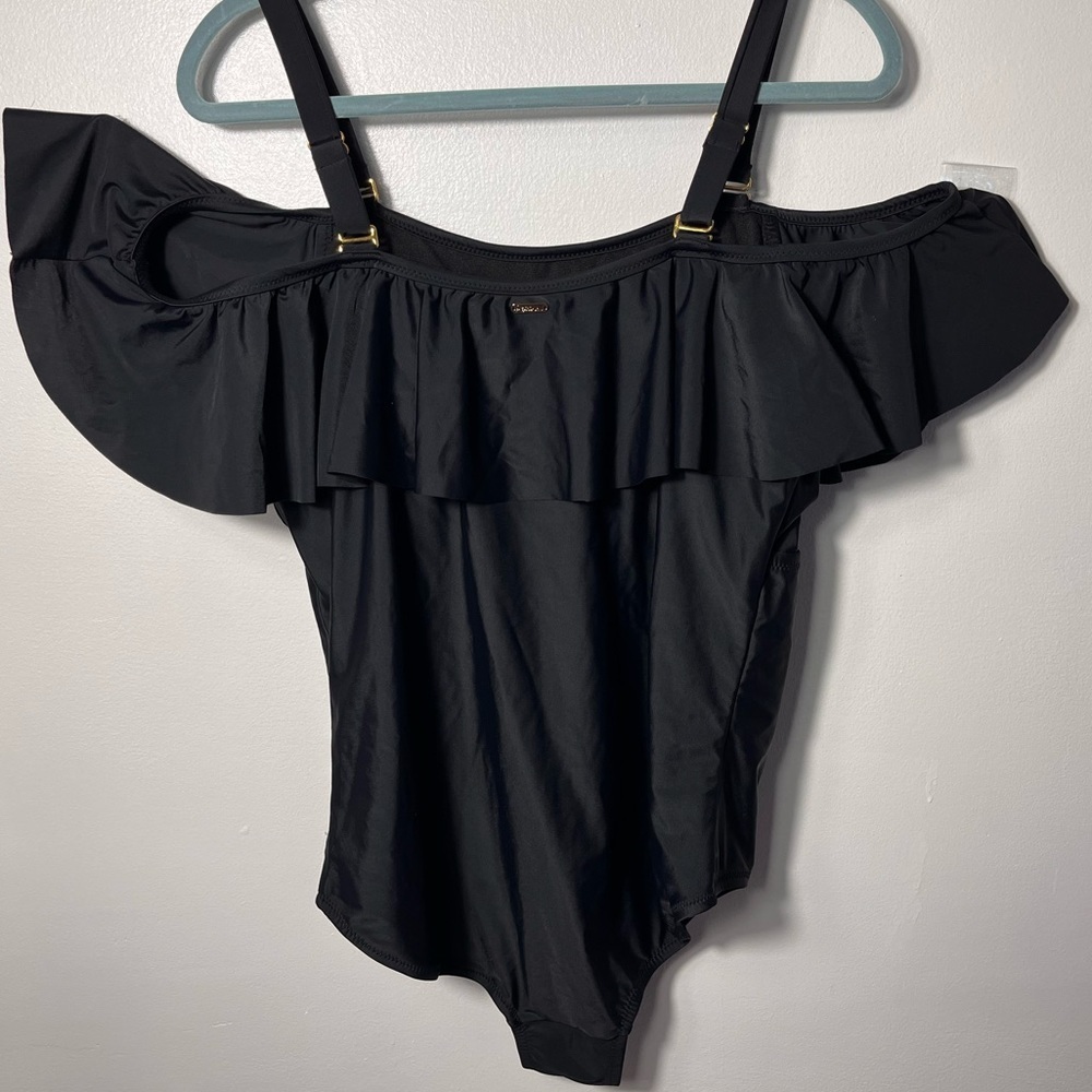 Raisins Curve Tortuga One Piece Black Swimsuit 20W - Picture 13 of 13